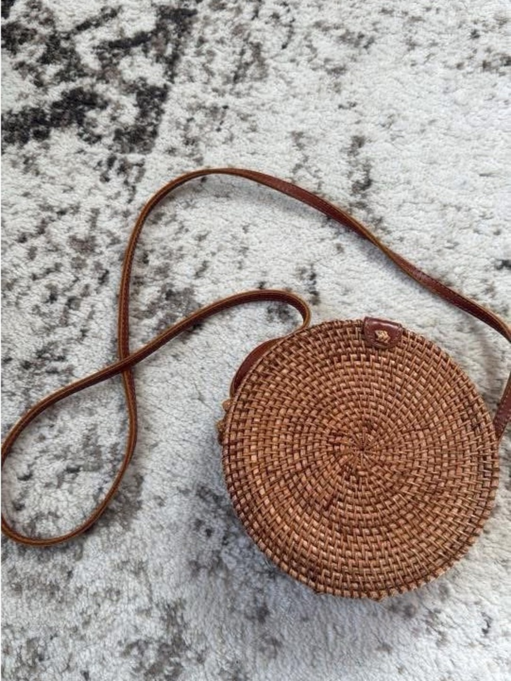 Round Woven Crossbody Bag in Brown